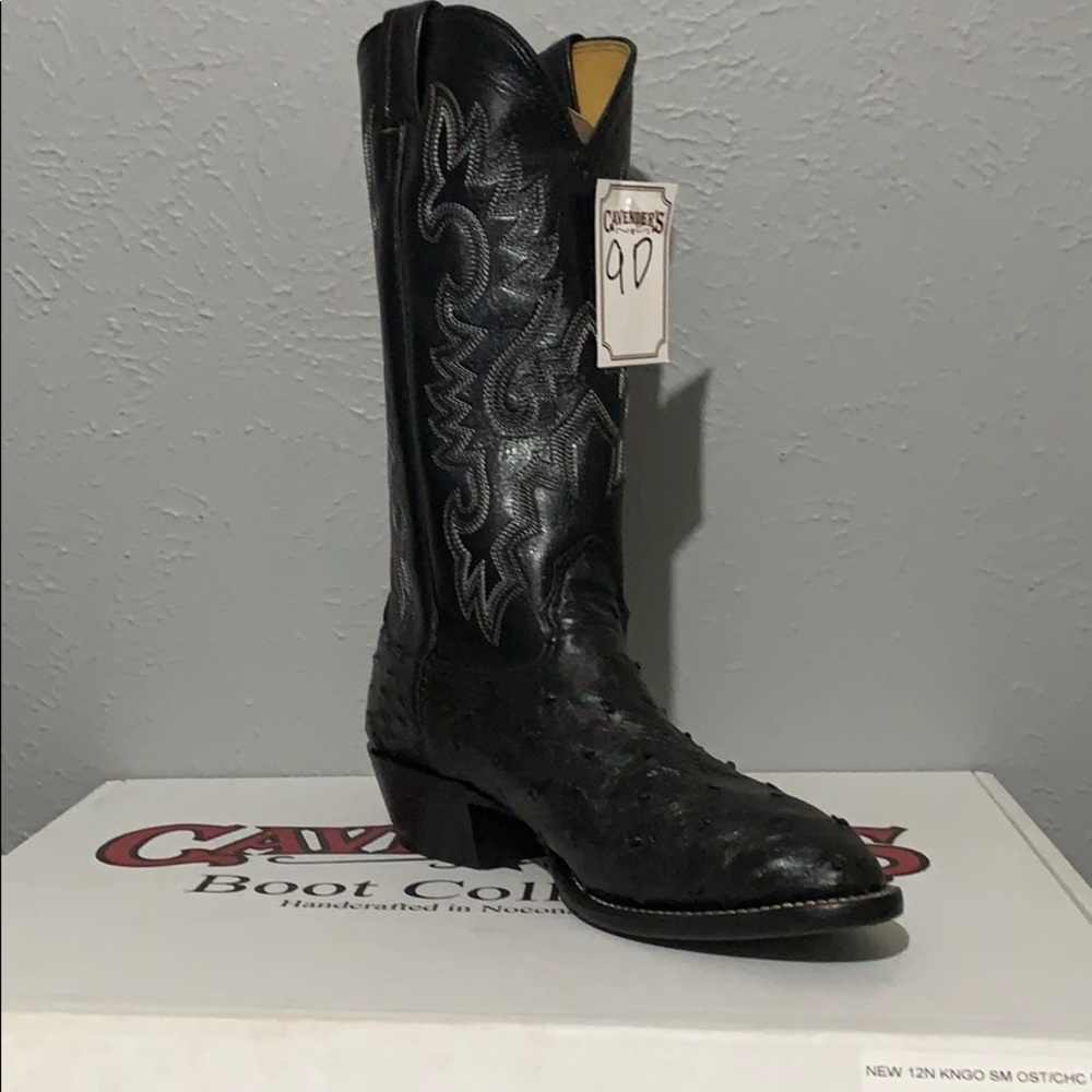 Cavender’s cowboy boots/western boots